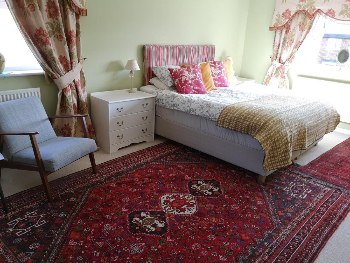 อัพเดอะดาวน์ บีแอนด์บี Bed & Breakfast เซเวโนคส์ ภายนอก รูปภาพ